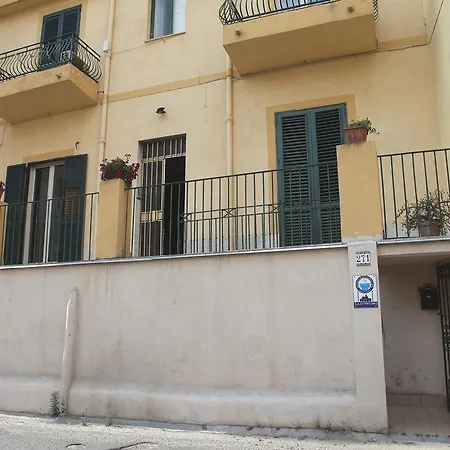 Bed & Breakfast La Casa Di Luce 2 3*